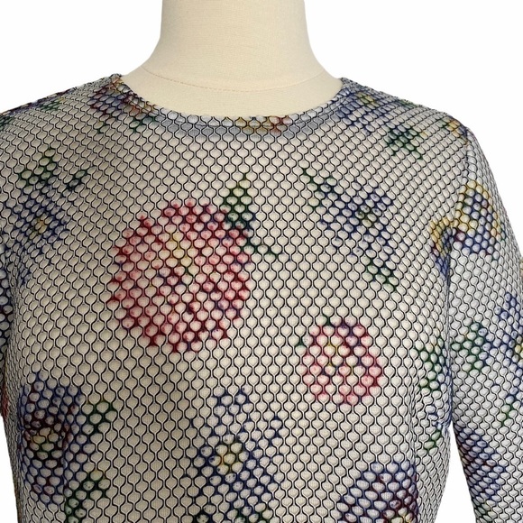 WORTH Mesh Floral Boxy Cropped Top 8 - Picture 4 of 7